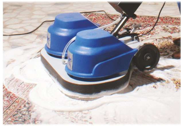شستشوی فرش با دستگاه های پیشرفته در قالیشویی چهلستون